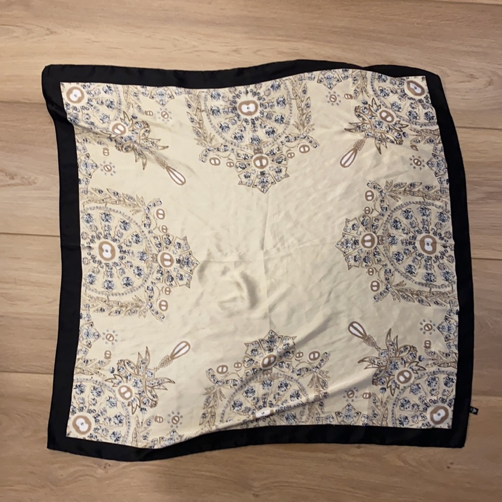 Tan scarf